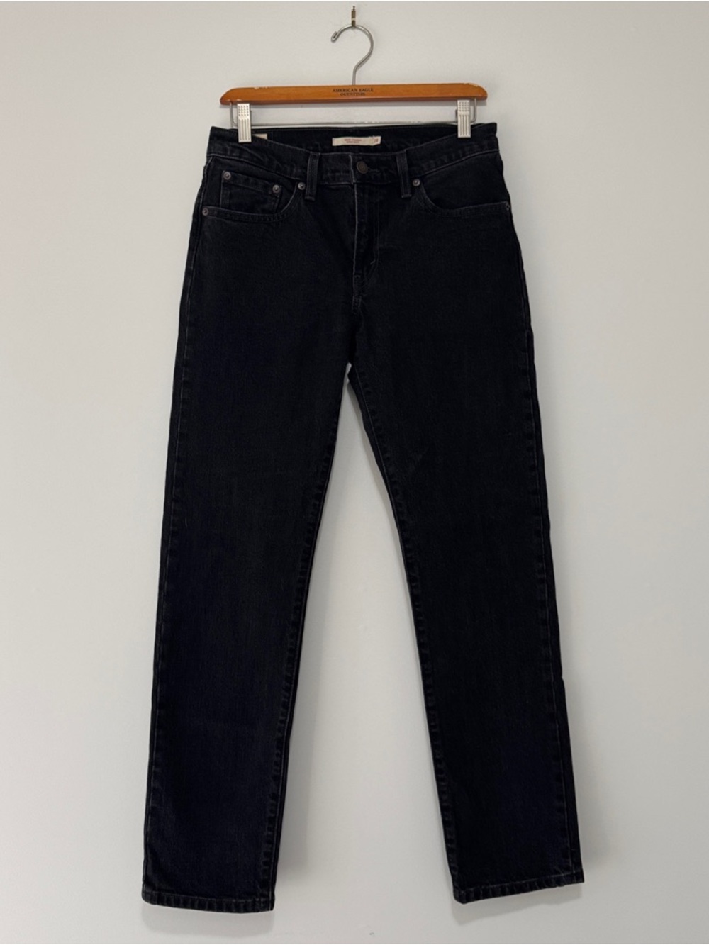 Levi's | Black Middy Straight Jeans - Size 28
